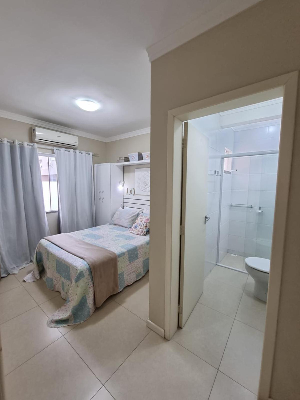 Apartamentos Proximo A Praia بومبينهاس الغرفة الصورة